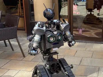 R.O.B. on its tracked base at an outdoor event